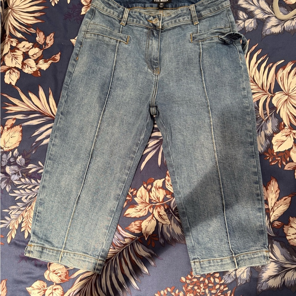 Steve Madden Light Blue Cropped Jeans